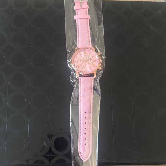 Geneva Pink Women's Watch - Picture 1 of 1